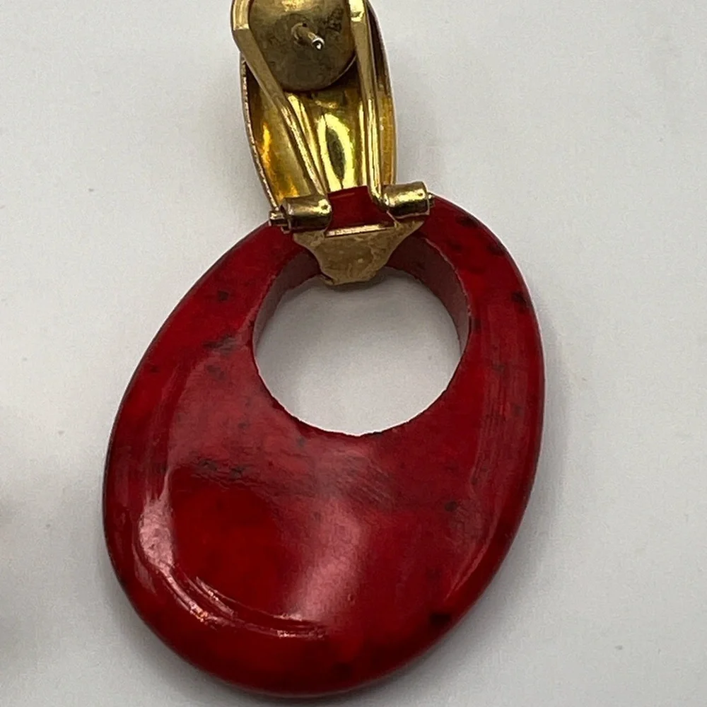 Vintage Red Howlite interchangeable oval stone gold tone pierced earrings